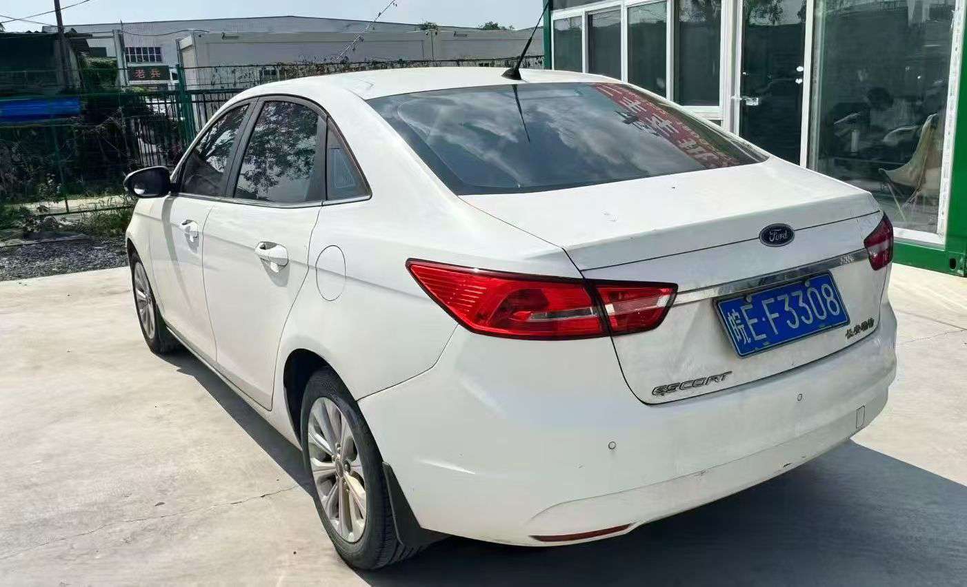 Ford Escort 2016 1.5L Automatic 4