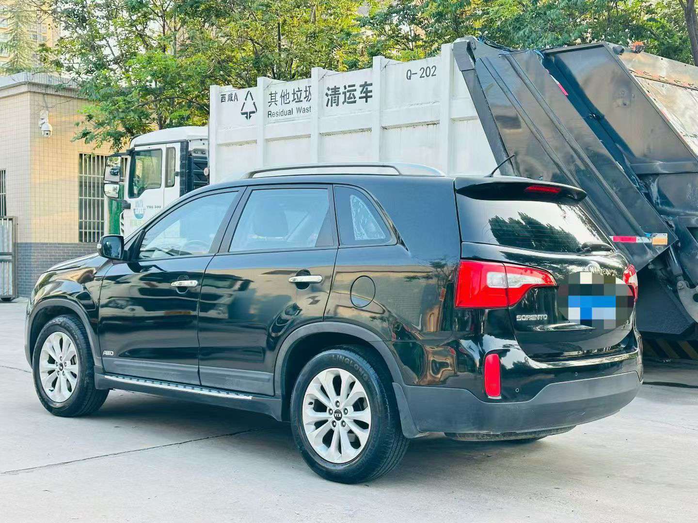 Hyundai Santa Fe 2.4L 4WD 7-Seater 6