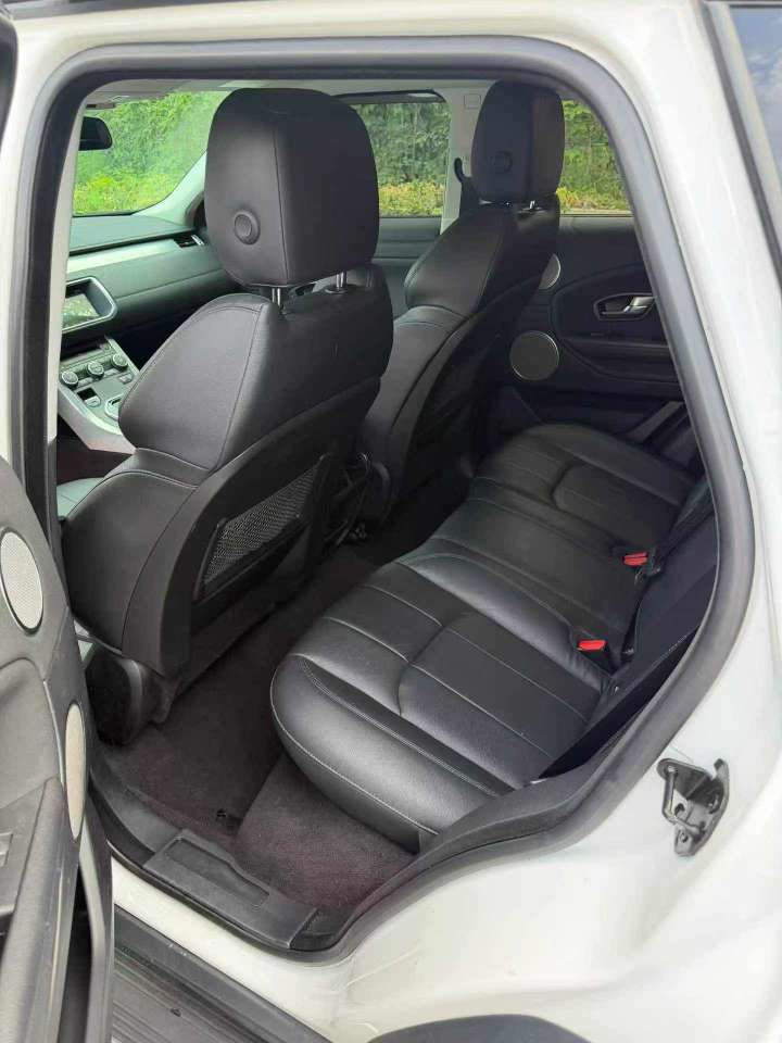 Land Rover Range Rover Evoque 2.0T AWD 6