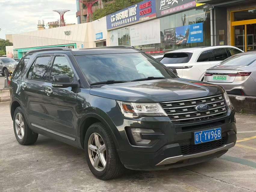Ford Explorer 2.3T AWD Trend Edition