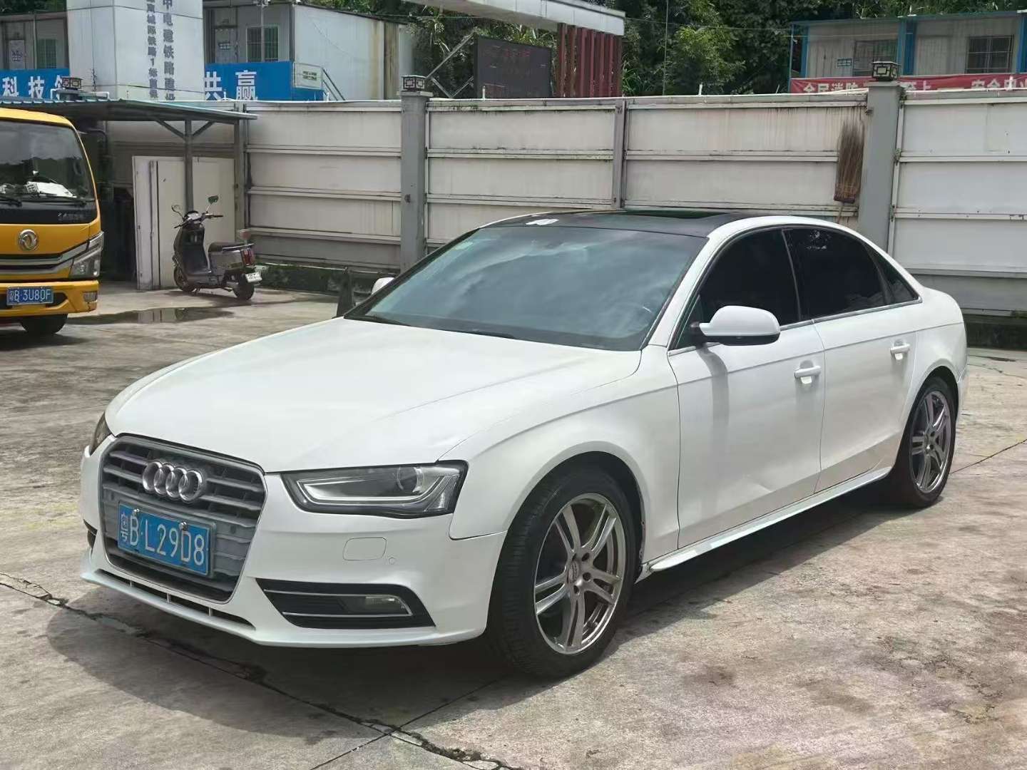 Audi A4L 2013 2.0T Standard Edition
