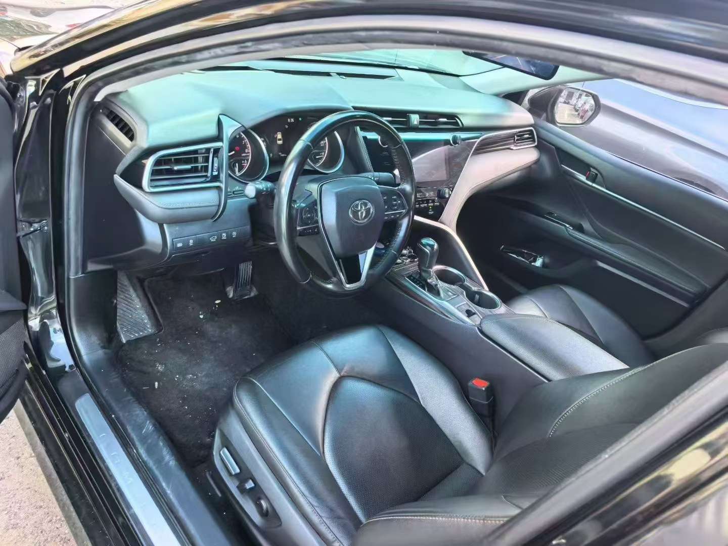 Toyota Camry 3