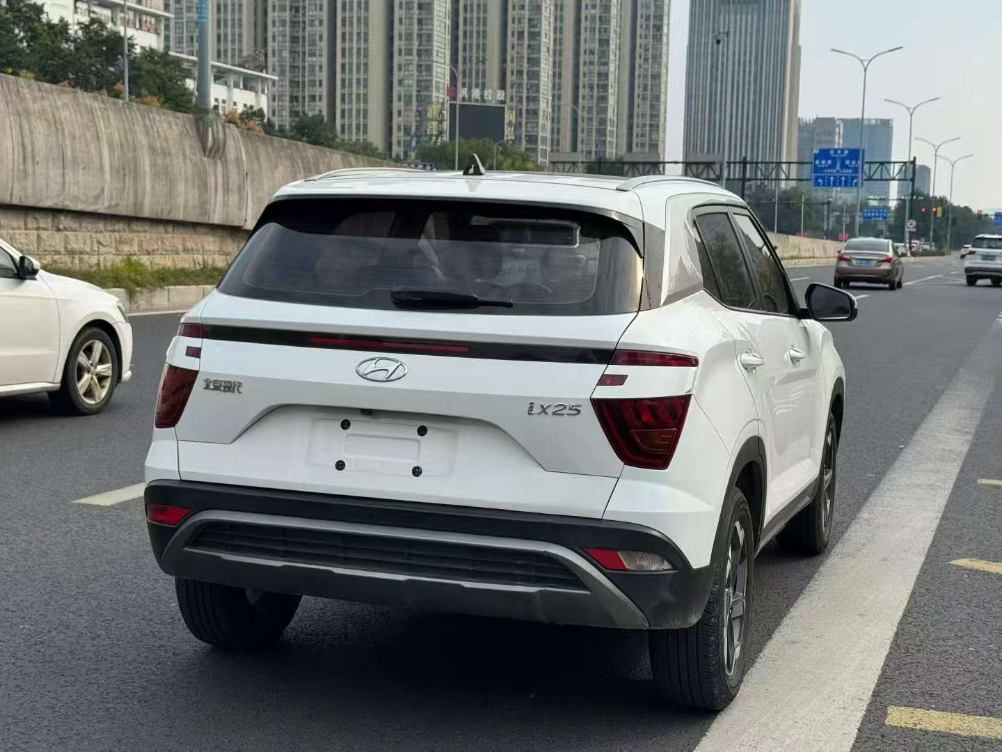 Hyundai ix25 7