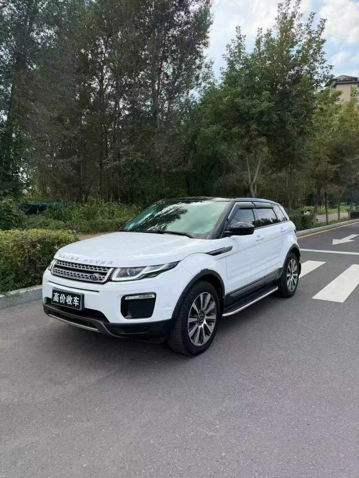 Land Rover Range Rover Evoque 2.0T AWD 2