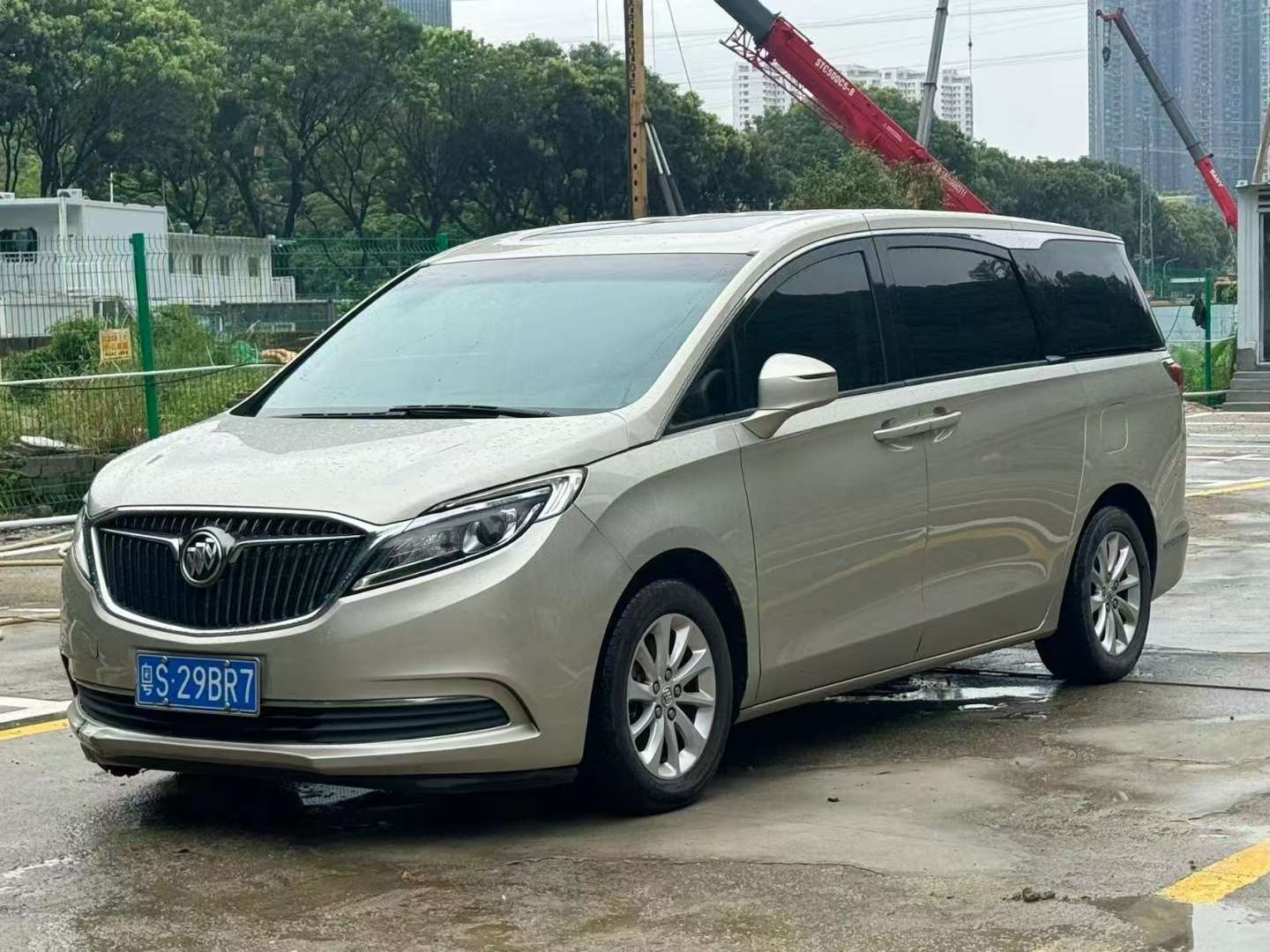 Buick GL8 2.0T ES28T Comfort