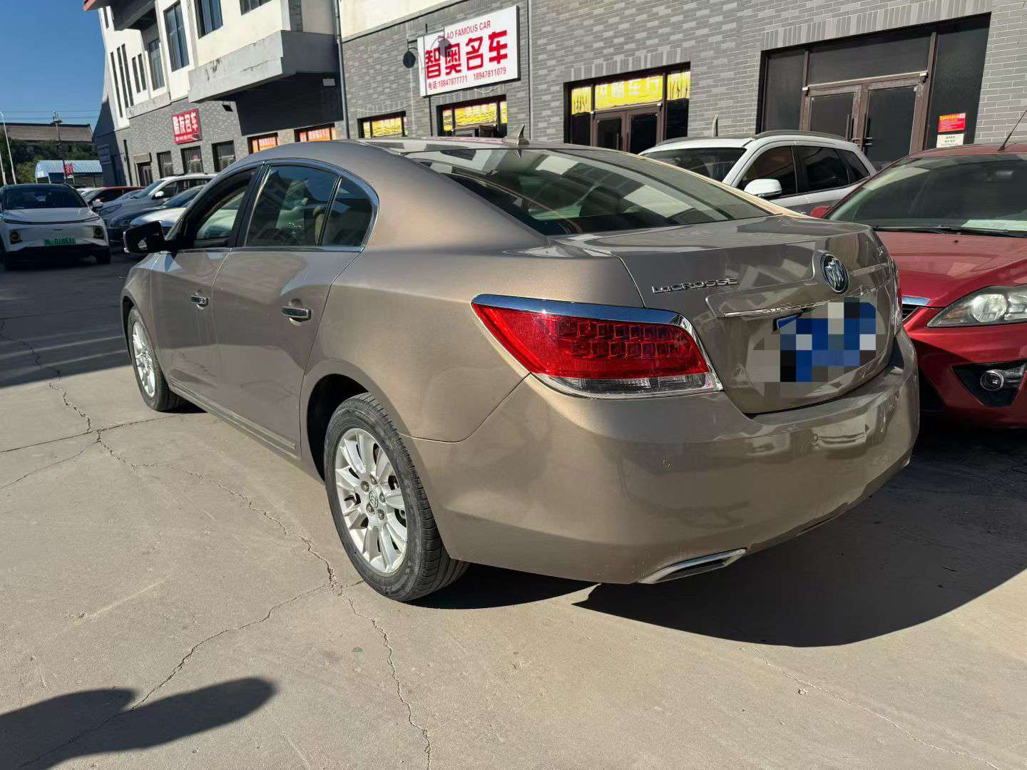Buick LaCrosse 3