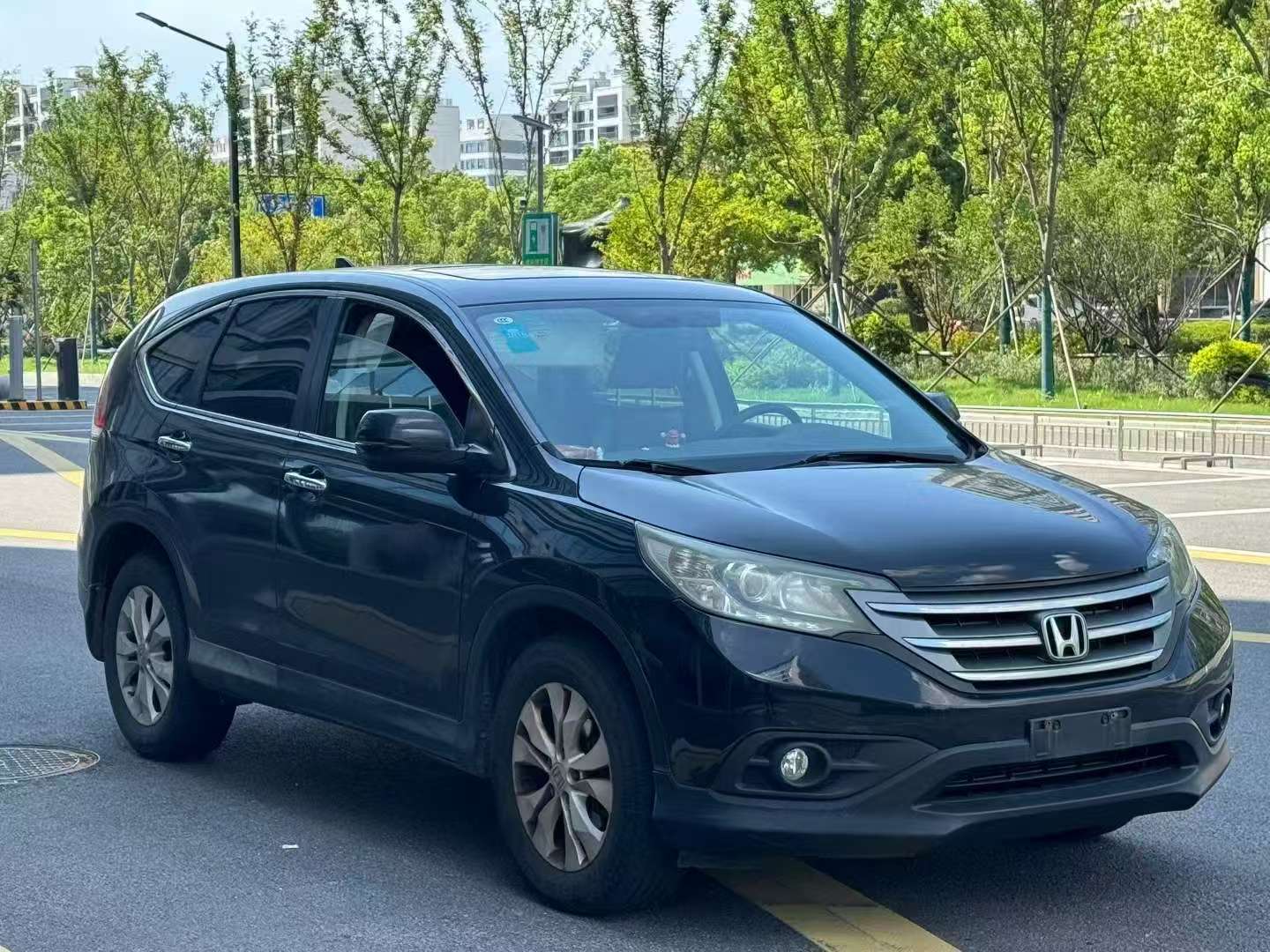 Honda CR-V 2.4L Automatic Sunroof
