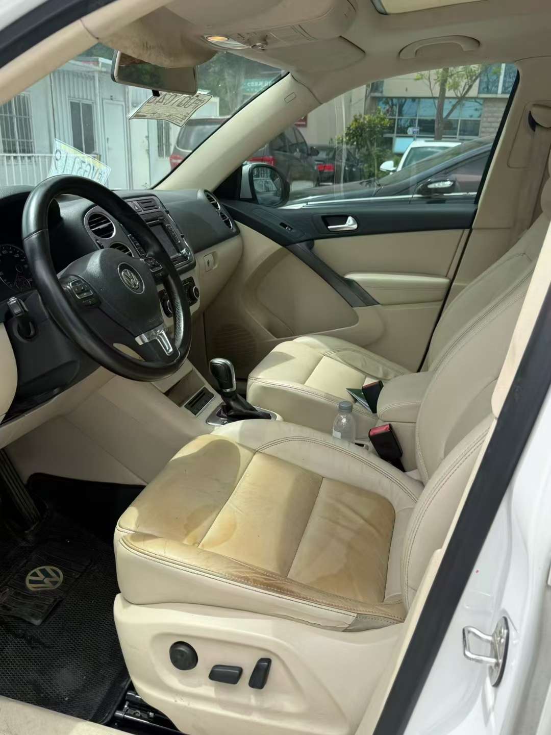 Volkswagen Tiguan 2.0L Automatic Sunroof High Trim 7