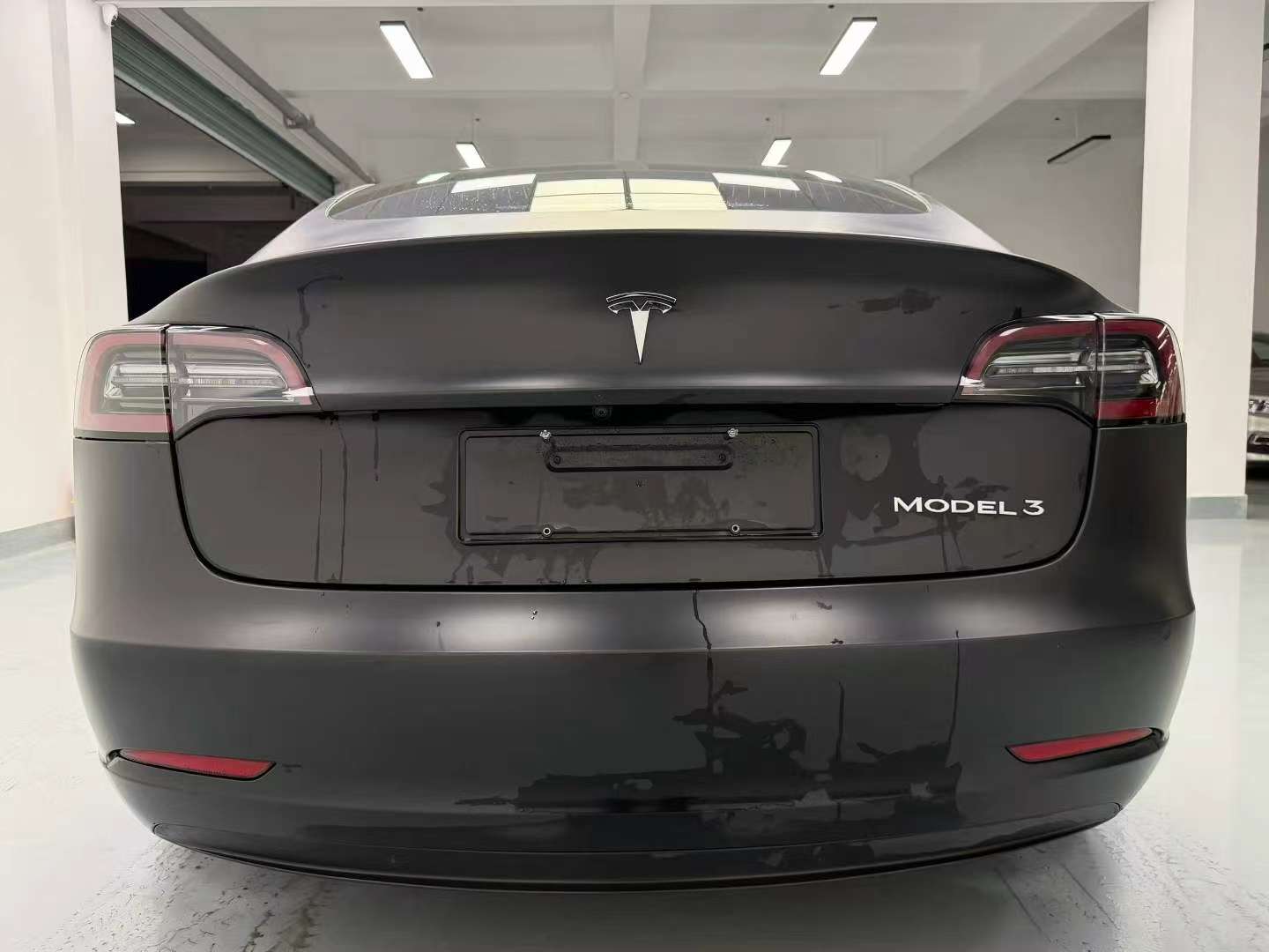 Tesla Model 3 5