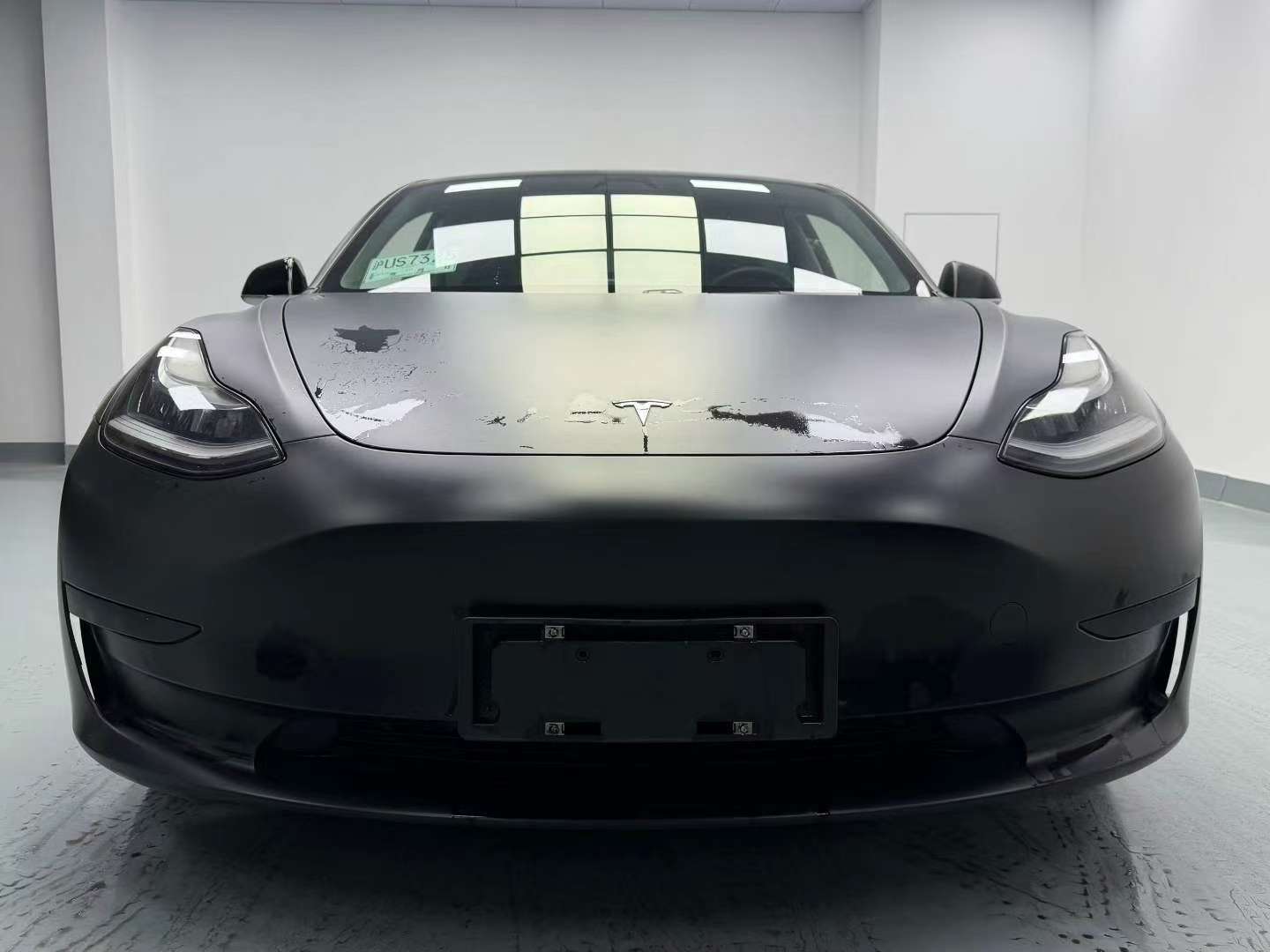 Tesla Model 3 2