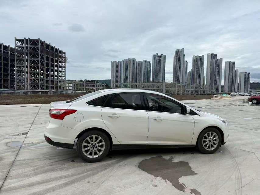 Ford Focus 2014 1.6L Automatic High Trim 5