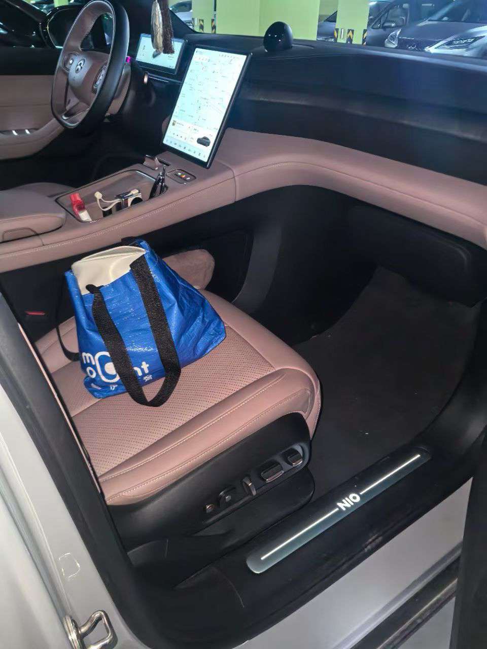 NIO ES6 6
