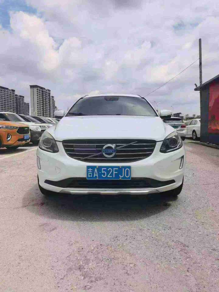 Volvo XC60 2014 2.0T FWD High Trim 2