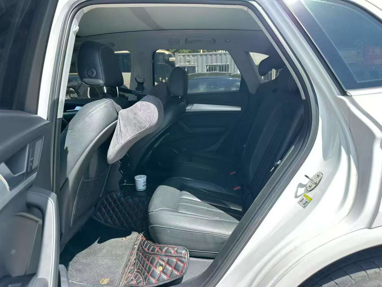 Audi Q5L Fashion 2.0T Automatic 6