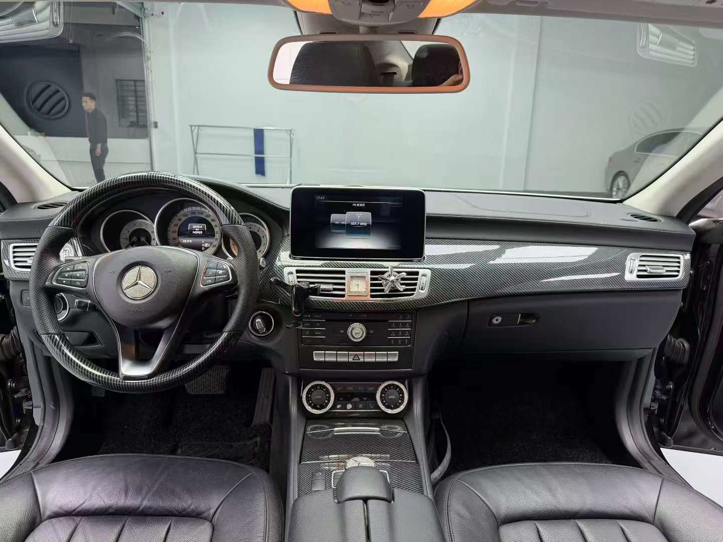 Mercedes-Benz CLS 8