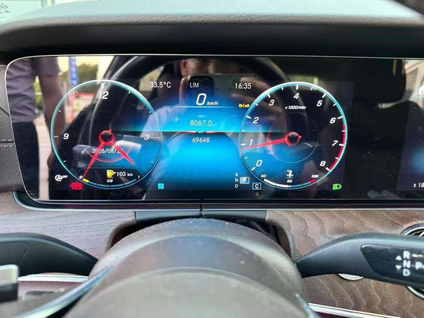 Mercedes-Benz E-Class 2023 E300L Fashion Edition 6