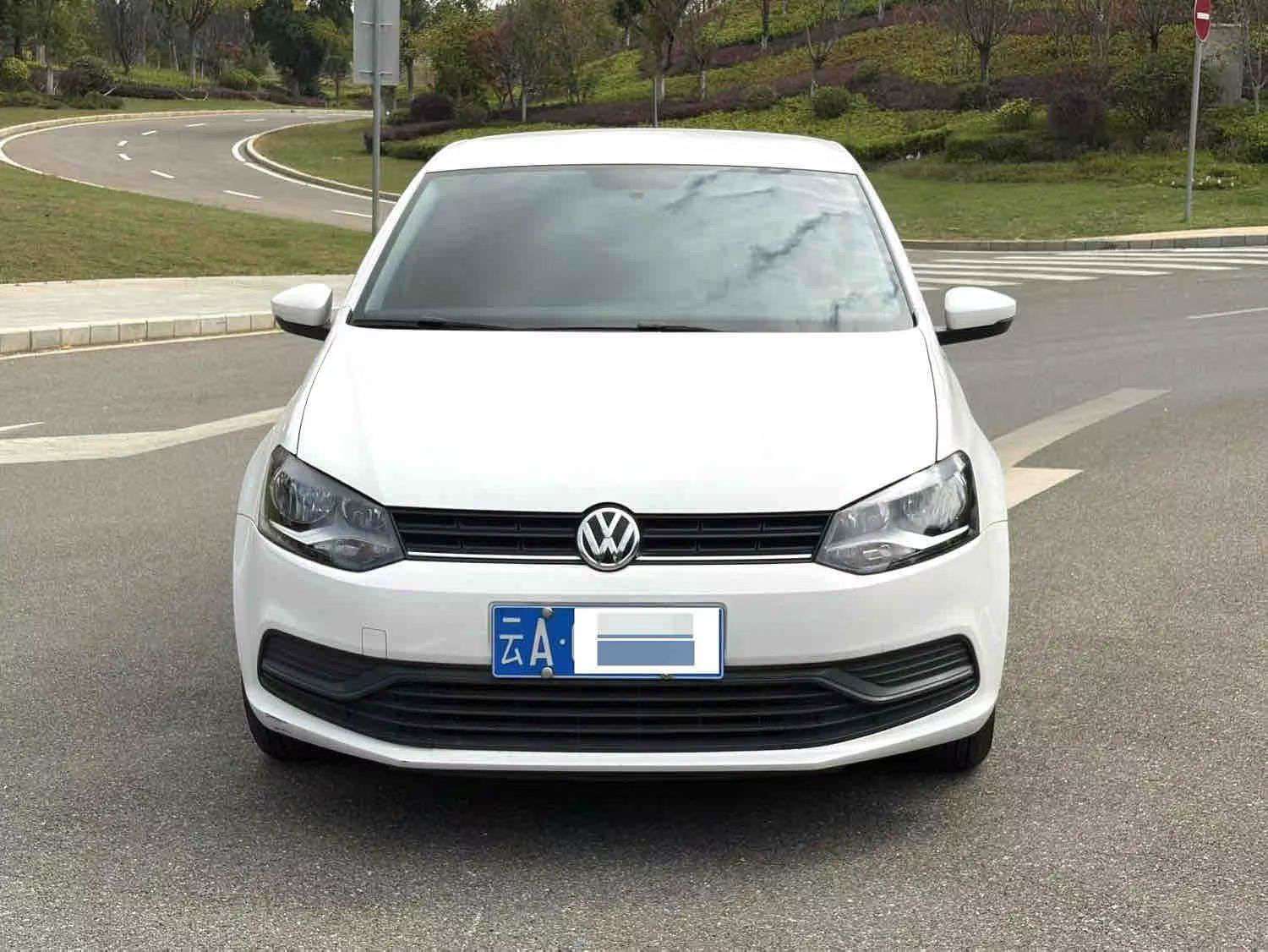 Volkswagen Polo 2