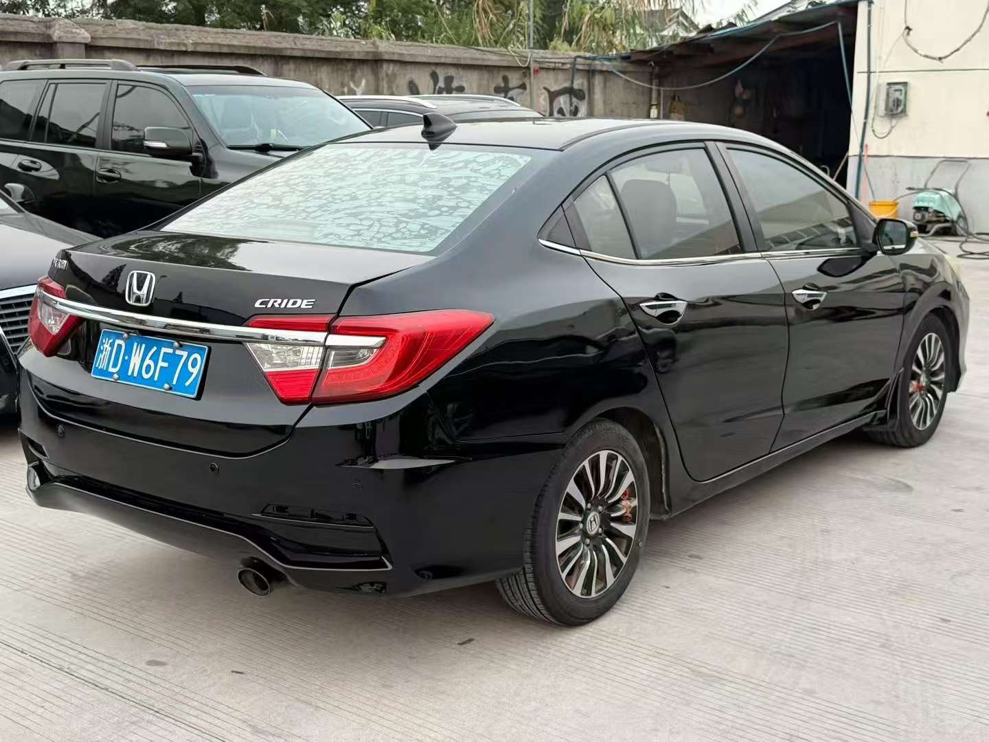 Honda Lingpai 2015 1.8T Luxury Edition 4