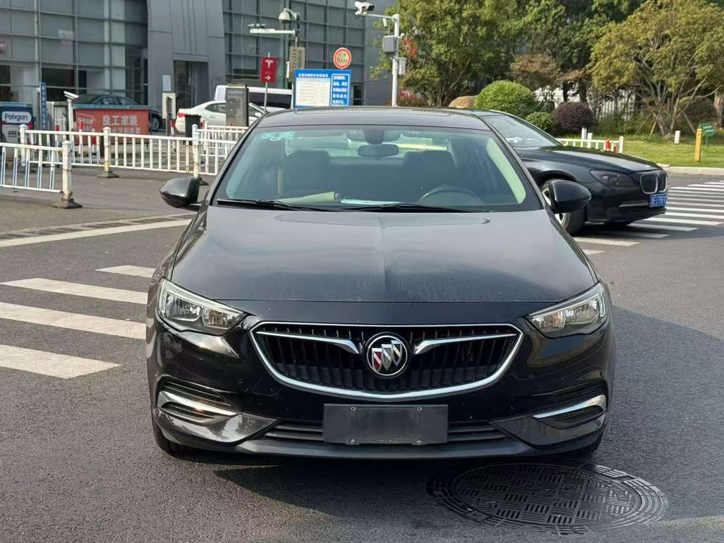 Buick Regal 2019 1.5T Automatic Sunroof 2