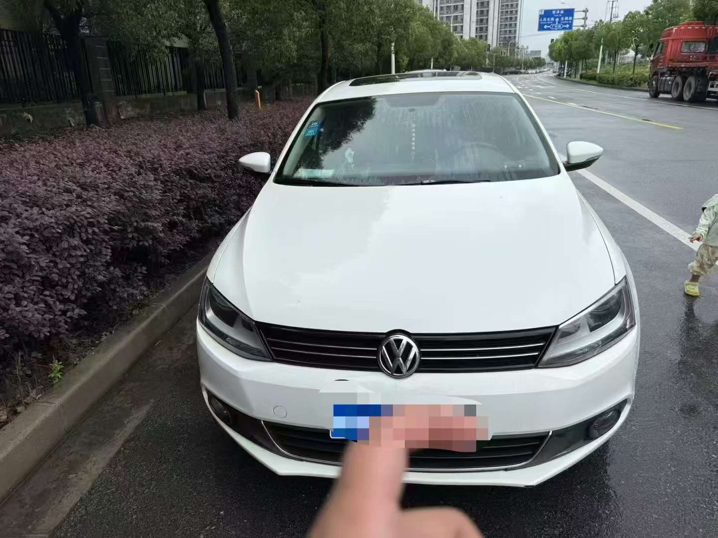 Volkswagen Sagitar 2014 Facelift 1.6L Automatic Comfort 2