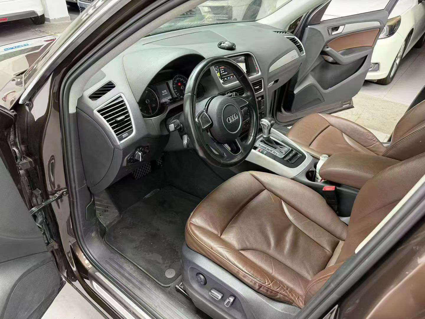 Audi Q5 4