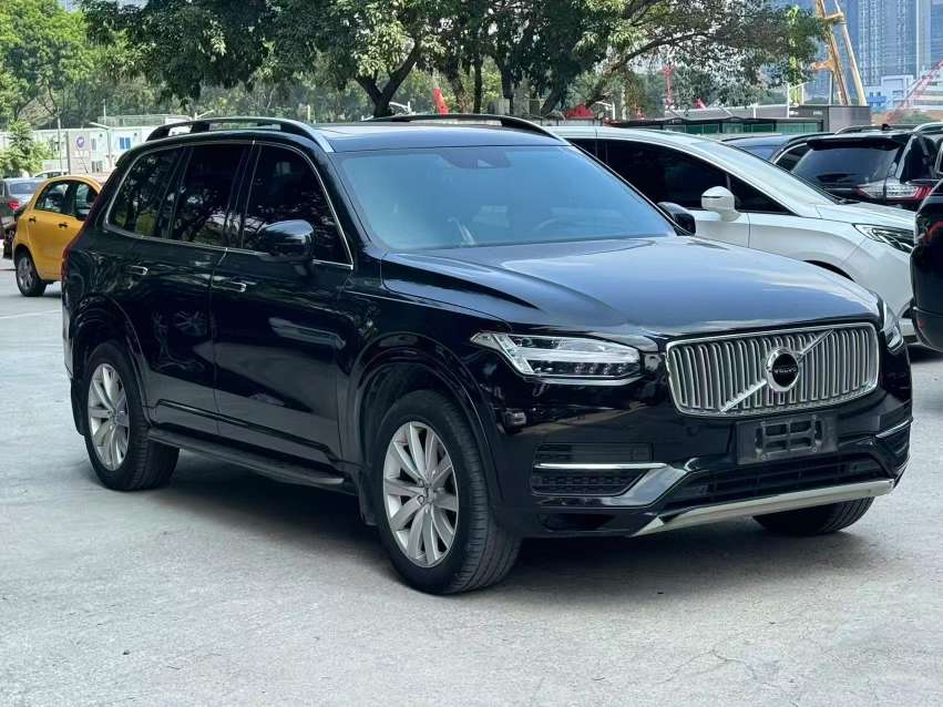 Volvo XC90 2.0T Zhiyi 7-Seater