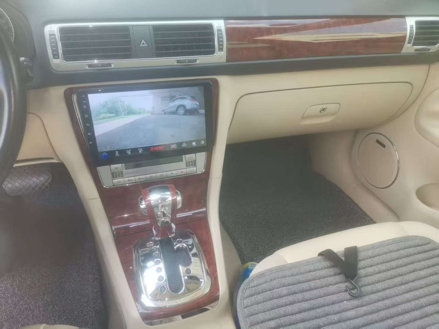 Volkswagen Passat 2010 2.8L Supreme Edition 5