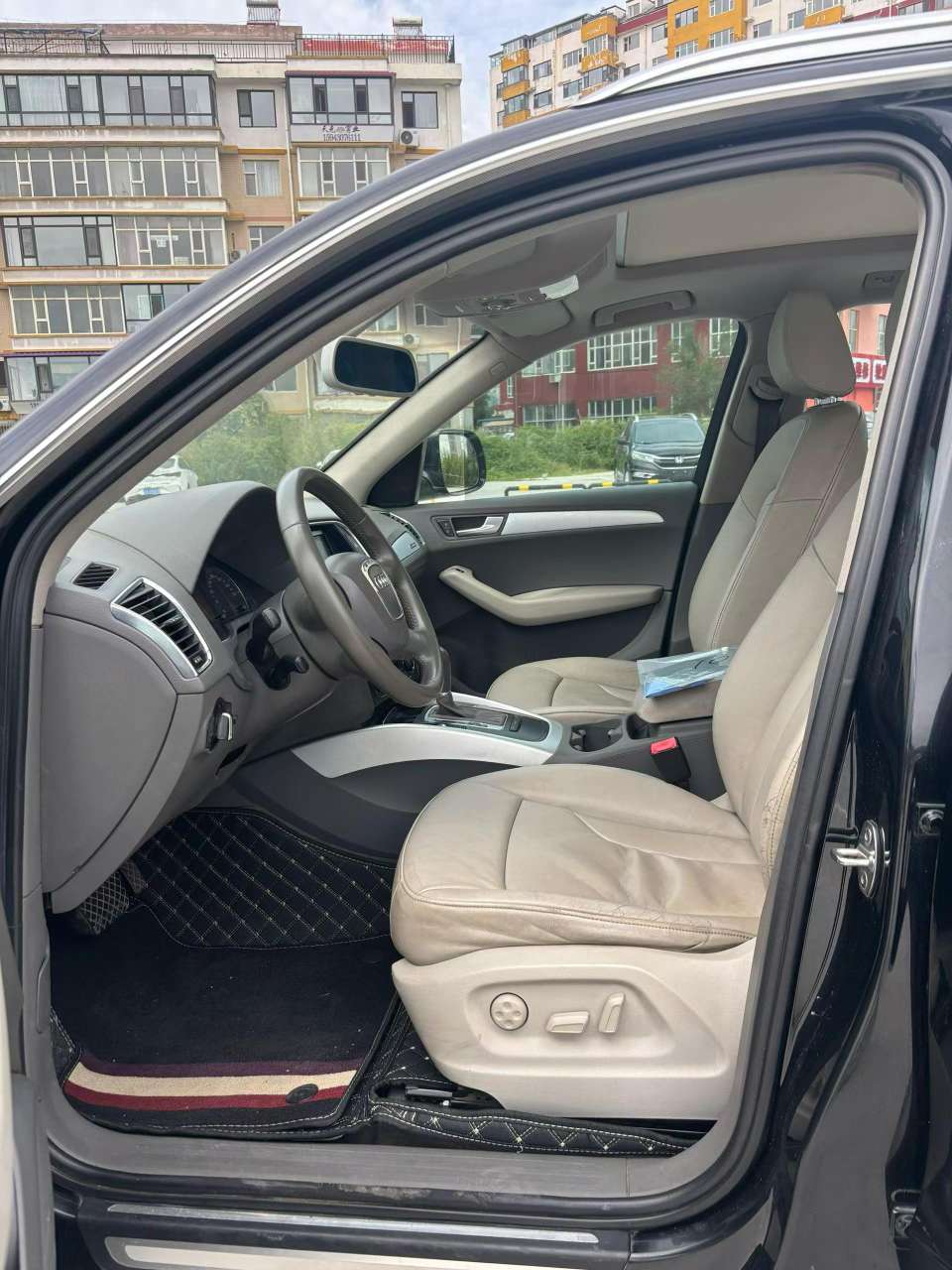 Audi Q5 2010 2.0T 4WD 4
