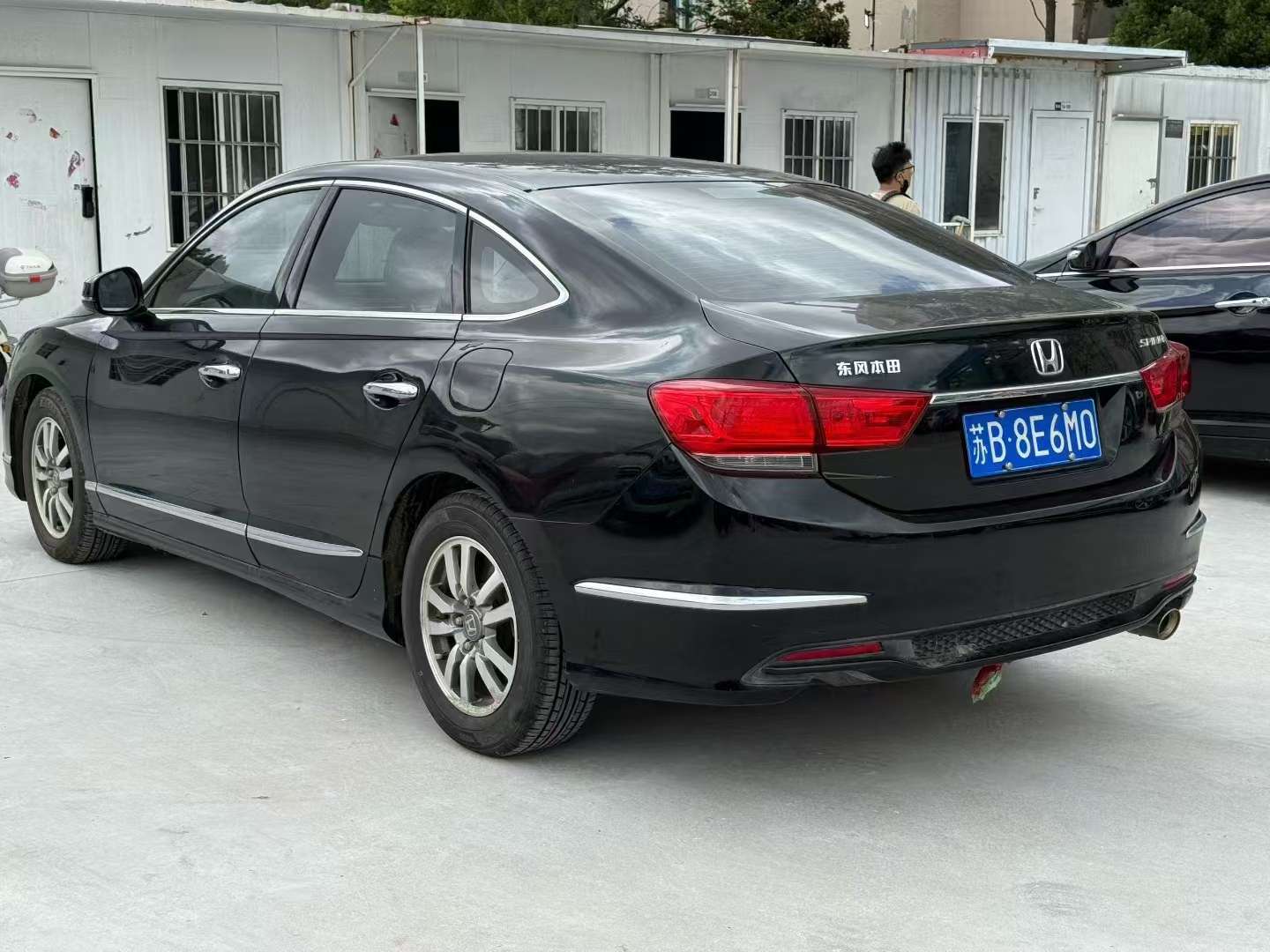 Honda Spirior 2.0L Automatic Sunroof 6