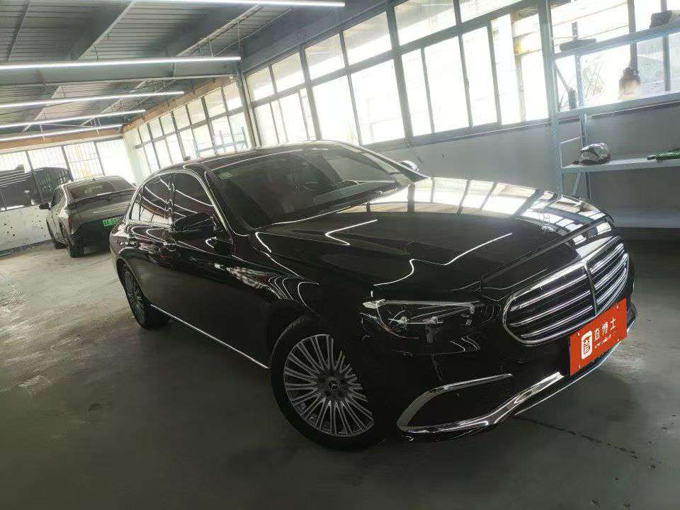 Mercedes-Benz E-Class E300L Fashion 2