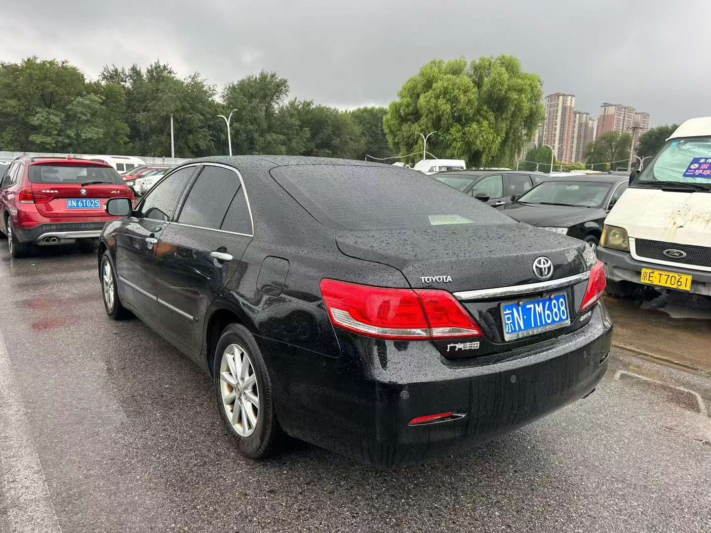 Toyota Camry 2.4G Automatic Sunroof 5