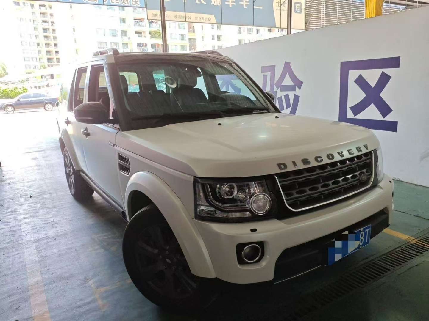 Land Rover Discovery 4 2