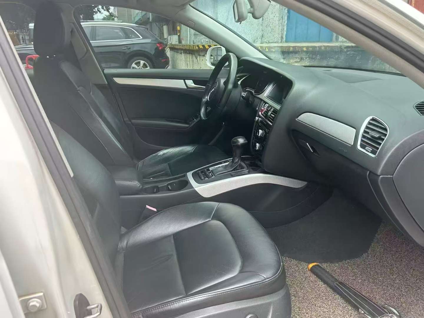 Audi A4L 2013 2.0T Standard Edition 6