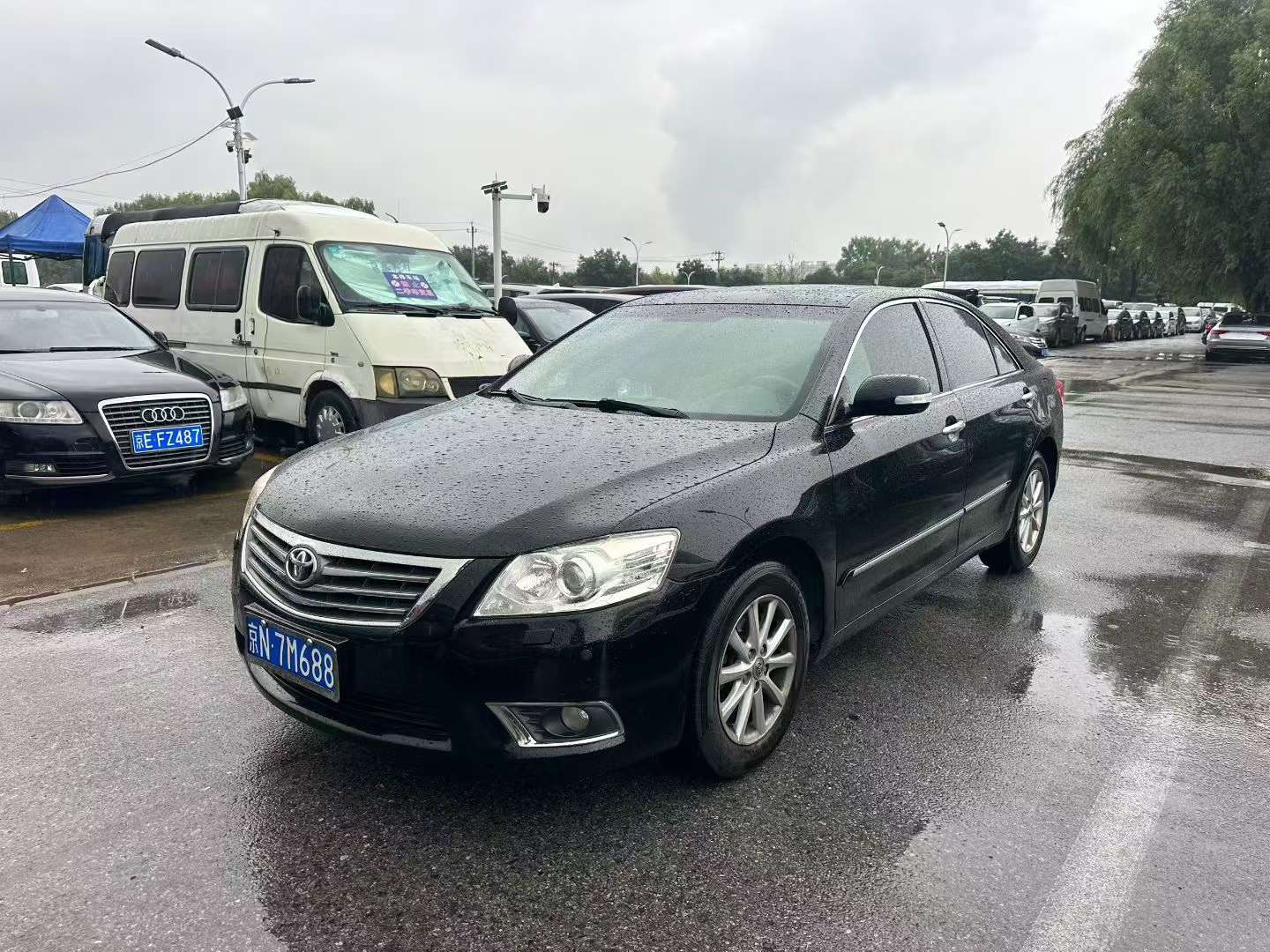 Toyota Camry 2.4G Automatic Sunroof