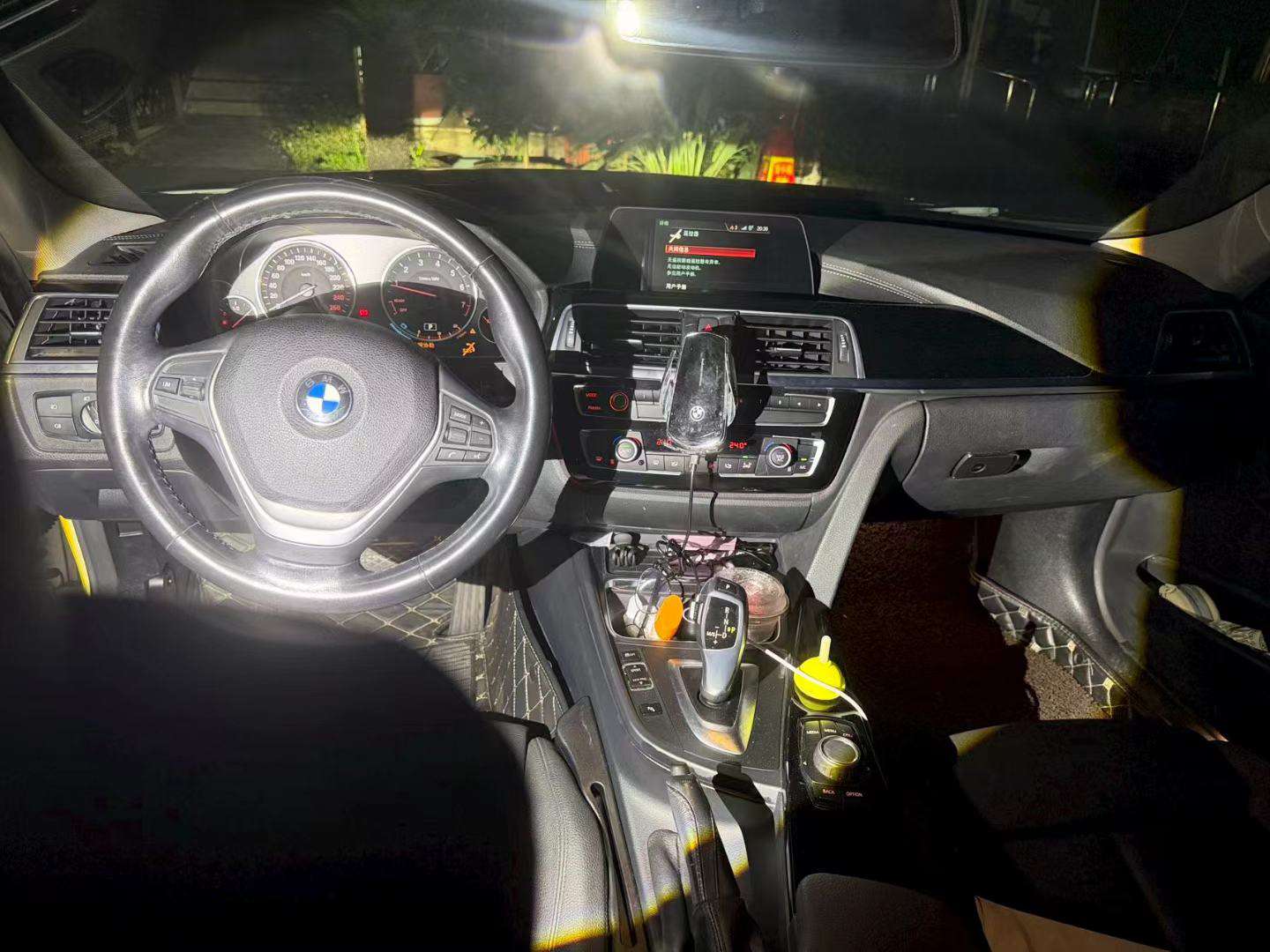 BMW 3 Series 2.0T Fashion Edition 6