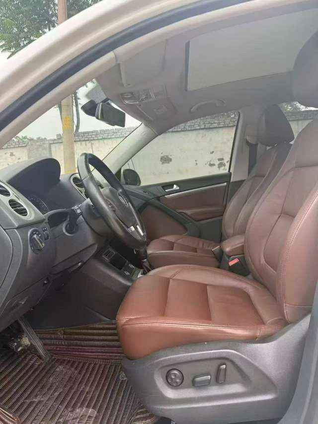 Volkswagen Tiguan 2015 1.8T High Trim 4