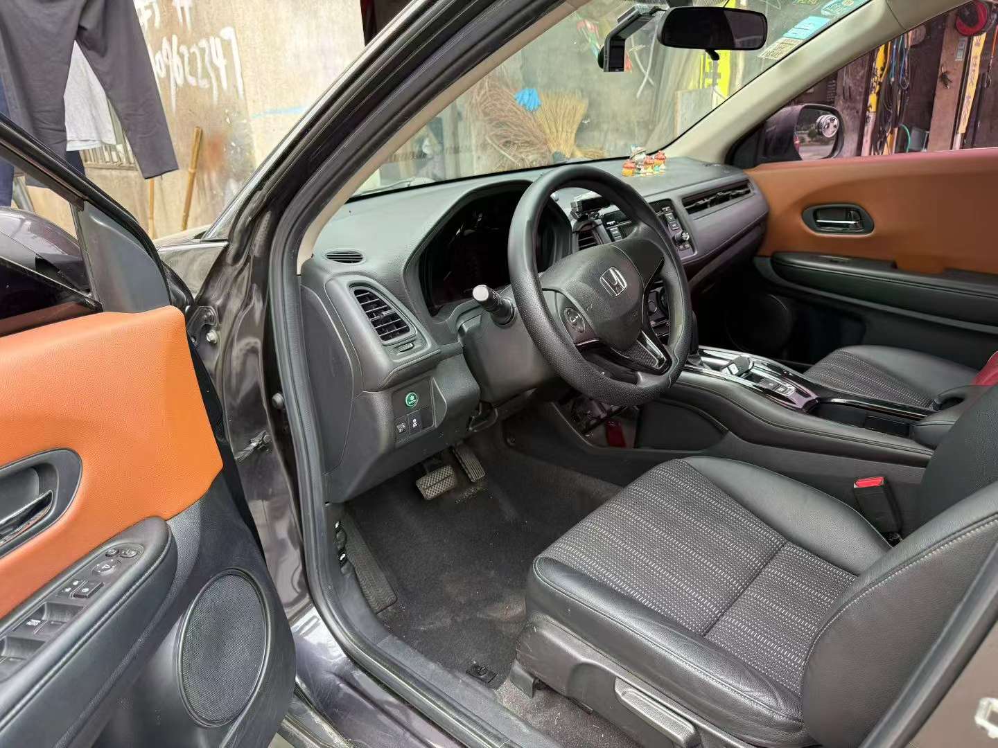 Honda Vezel 1.8L Pioneer Edition 7