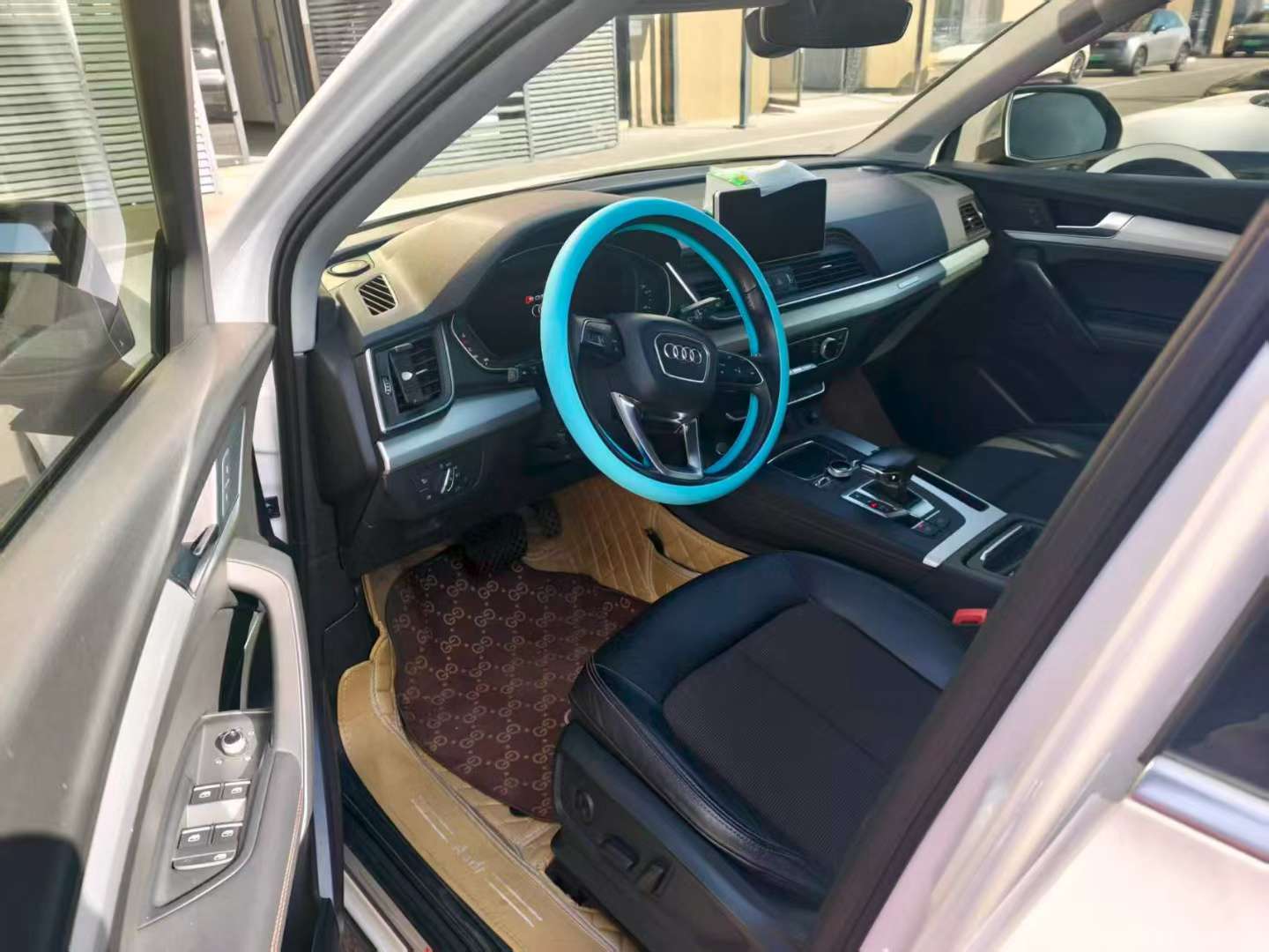 Audi Q5L 2.0T Honor Fashion Edition 3