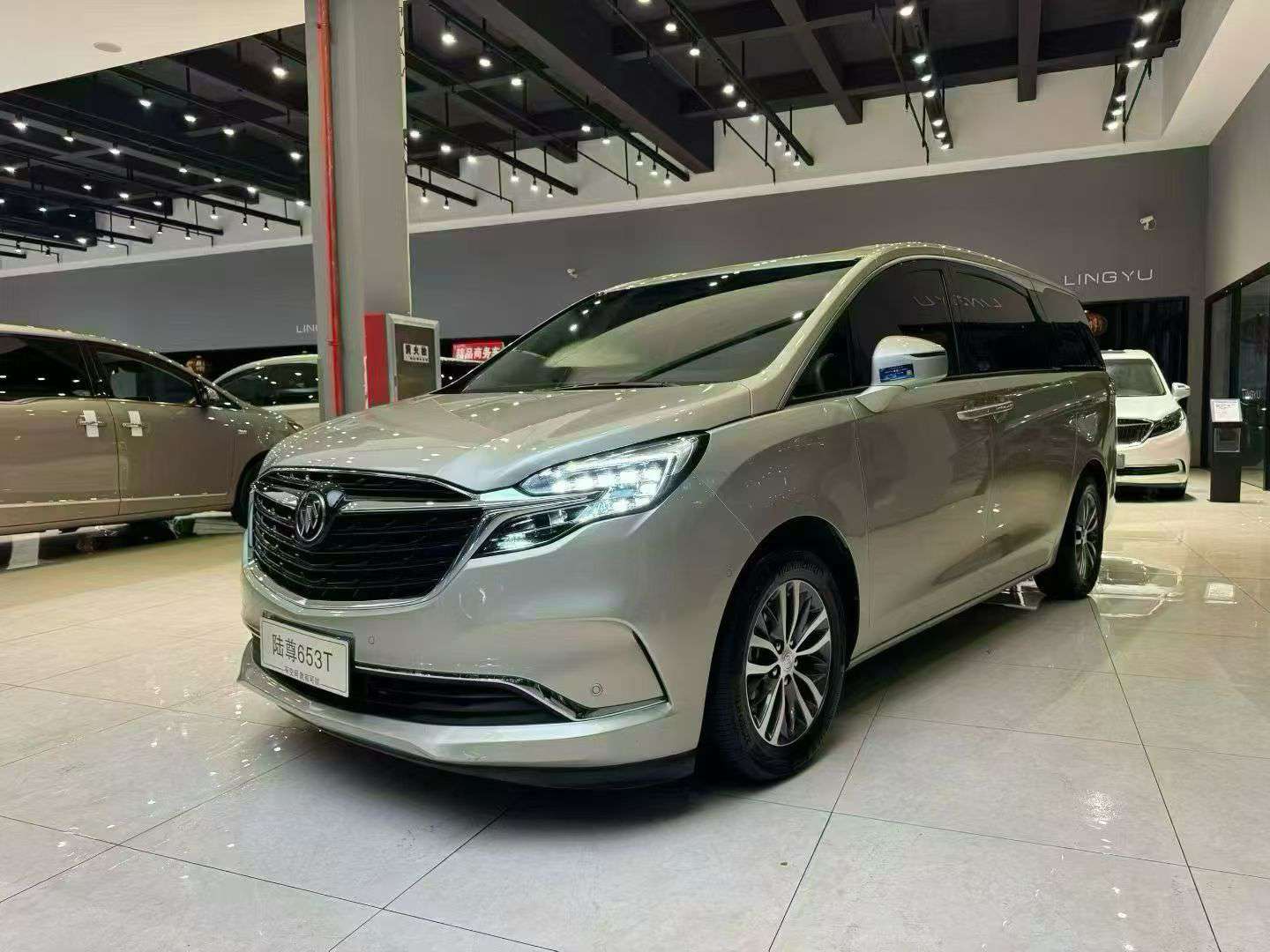 Buick GL8 2022 48V Mild Hybrid Luxe Prestige Edition