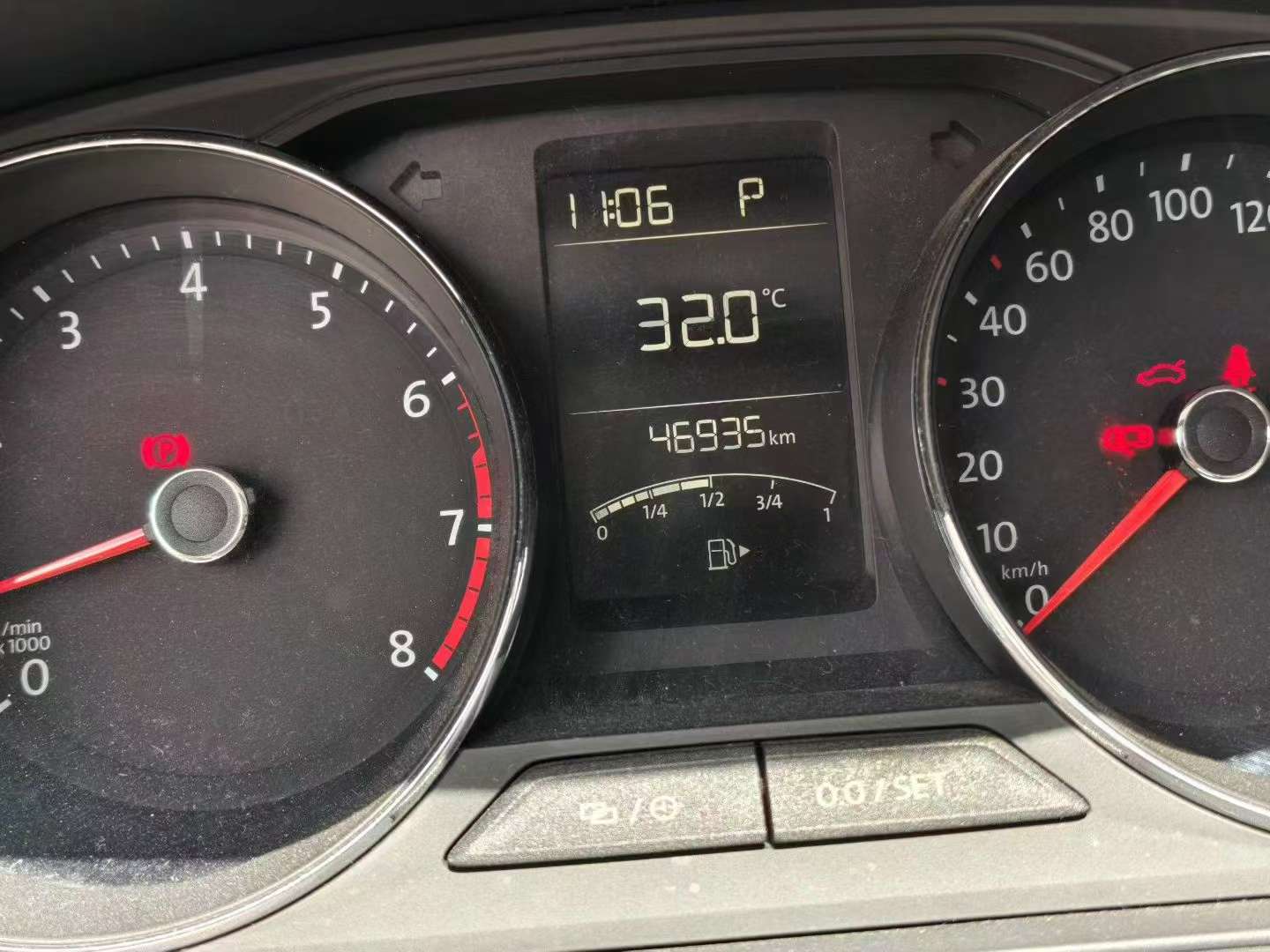 Volkswagen Lavida 6