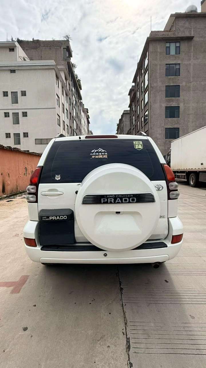 Toyota Prado 8