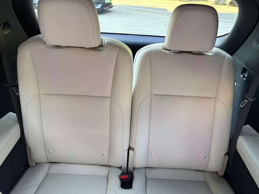 Li Auto Li L8 AIR 7