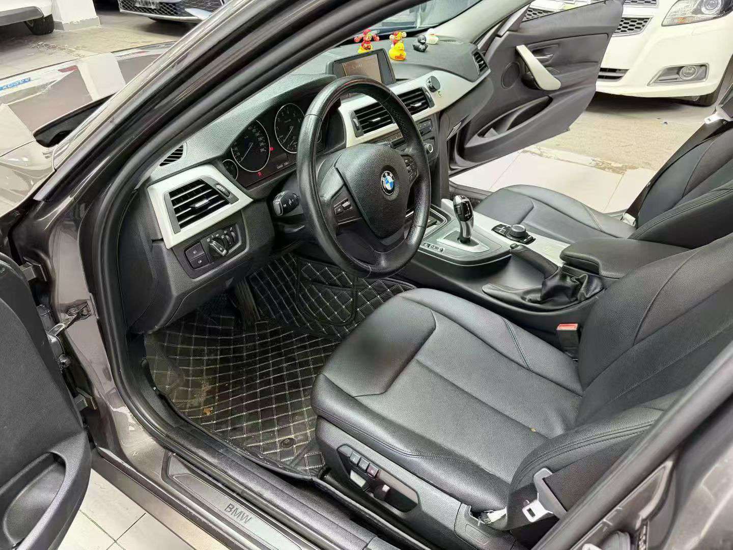 BMW 3 Series 2013 320i 2