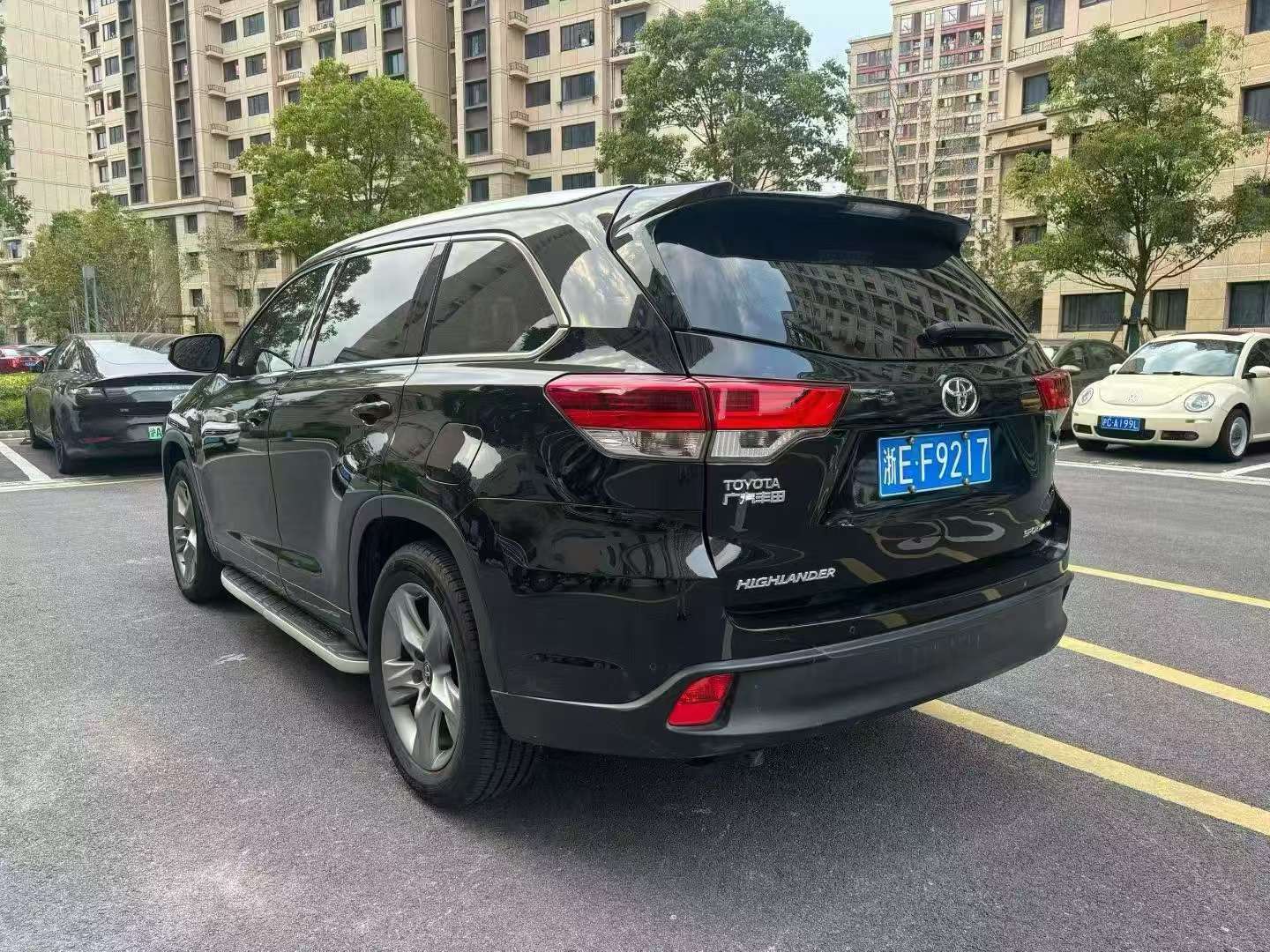 Toyota Highlander 2.0T AWD Luxury 7-Seater 6