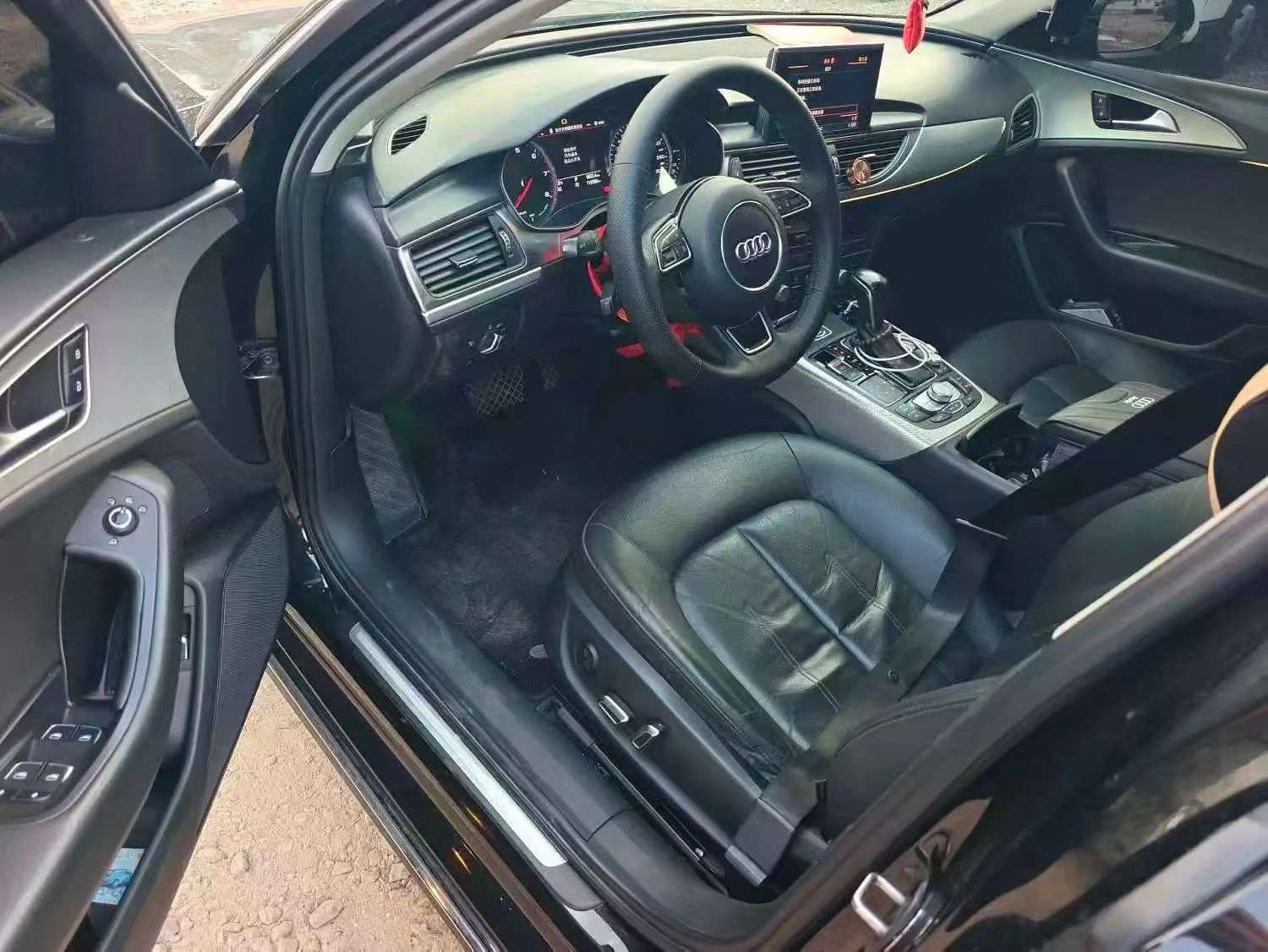 Audi A6L 2017 1.8T Automatic with Sunroof 4