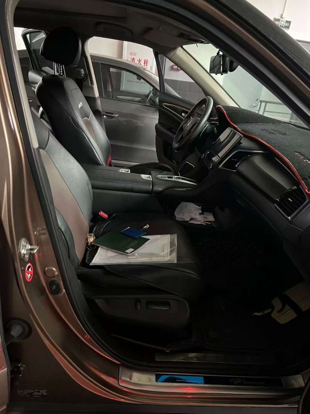 Honda Avancier 2.0T 4WD Premium Edition 6