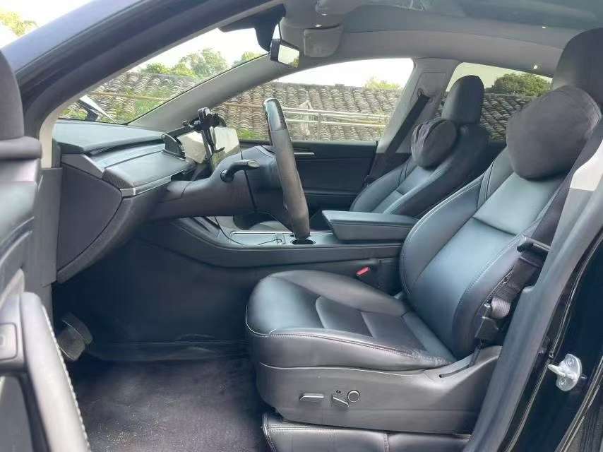 Tesla Model Y 2021 Model Y Standard Range 8