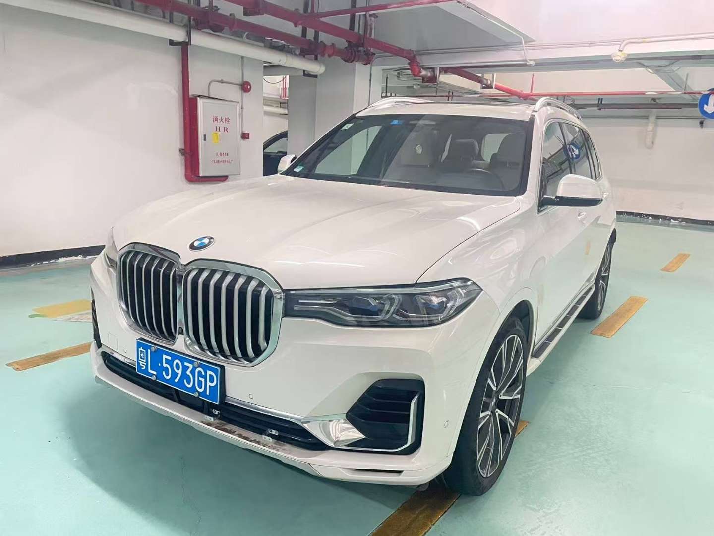 BMW X7 2019 xDrive40i 3.0 Luxury Edition Luxury Package 2