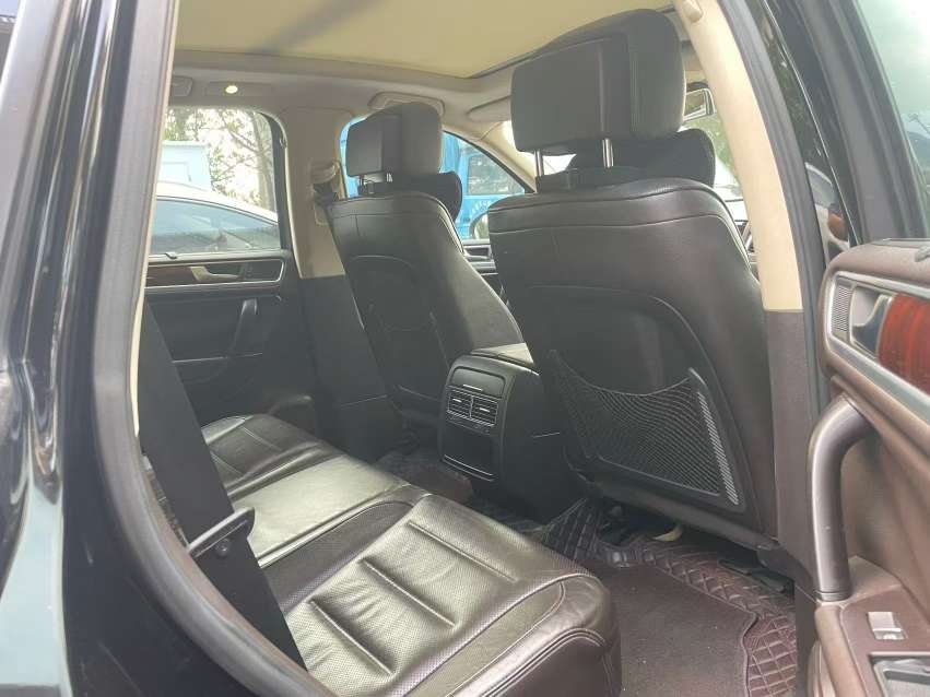 Volkswagen Touareg 3.0 High Trim 5