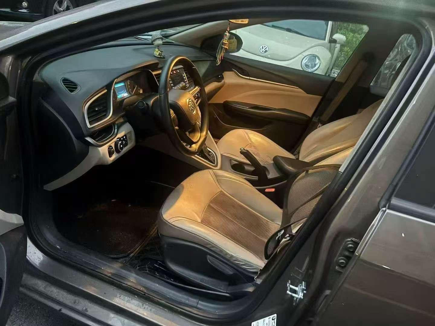 Buick Excelle 1.5L Displacement 9